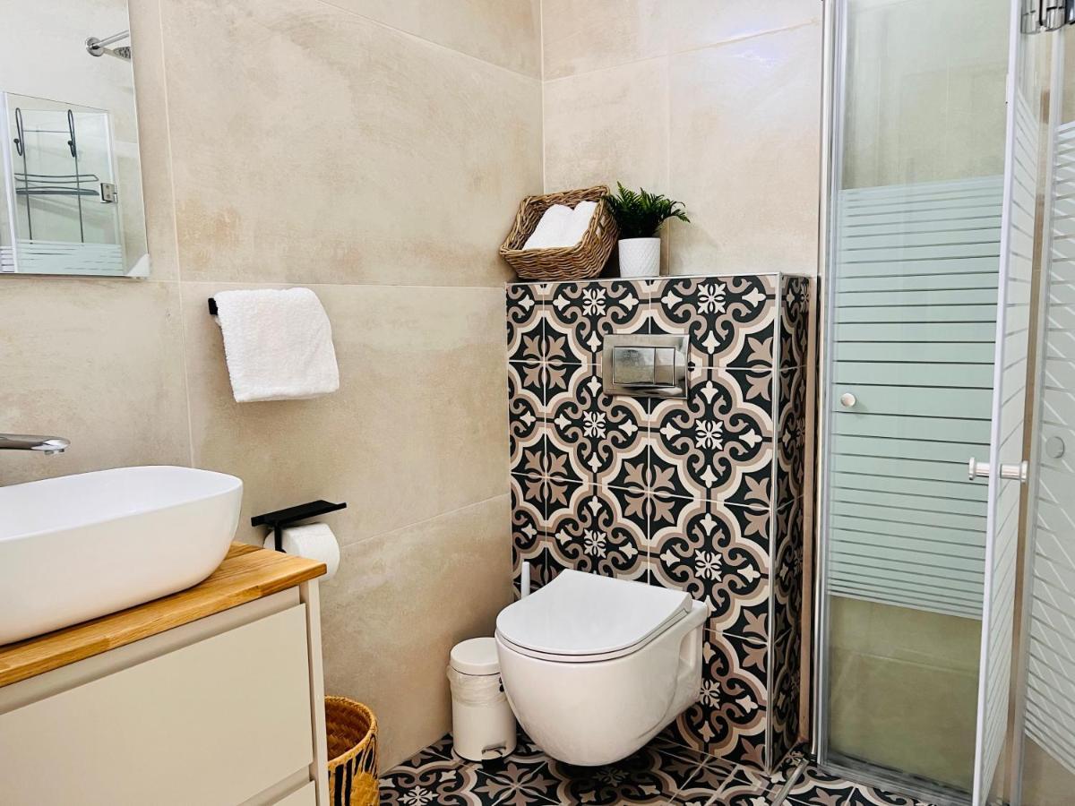 Apartamento הפינה של טלי בנהריה - אירוח וספא בריאות מחומם Exterior foto